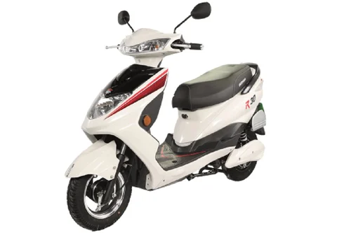 Okinawa R30 Pearl White Electric Scooty